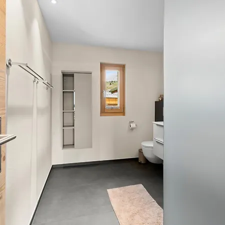 Stilvolle 4.5 Nahe Der Talstation Apartment Vella