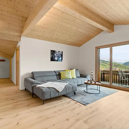 Stilvolle 4.5 Nahe Der Talstation Apartment Vella