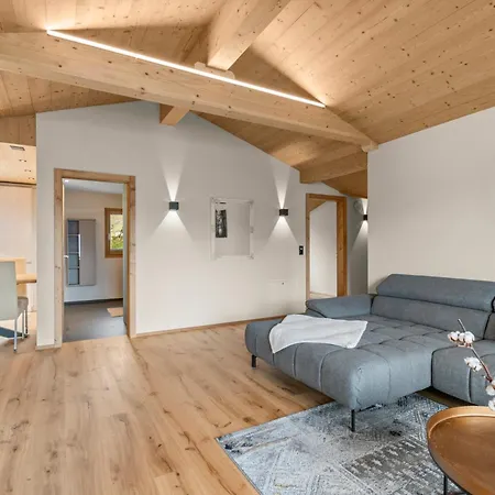 Stilvolle 4.5 Nahe Der Talstation Vella