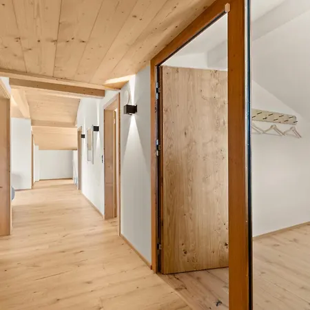 Stilvolle 4.5 Nahe Der Talstation Vella