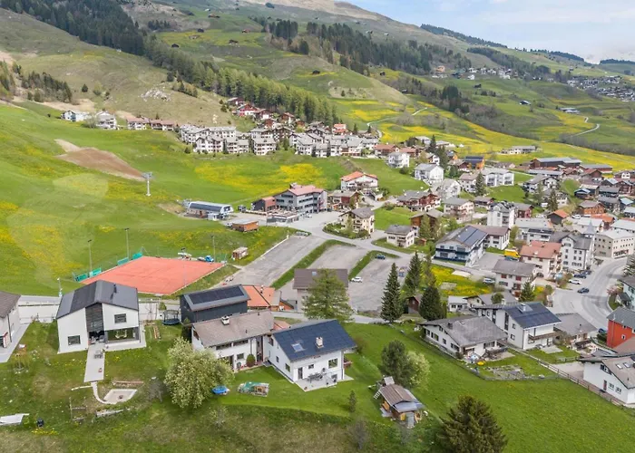 Stilvolle 4.5 Nahe Der Talstation Apartment