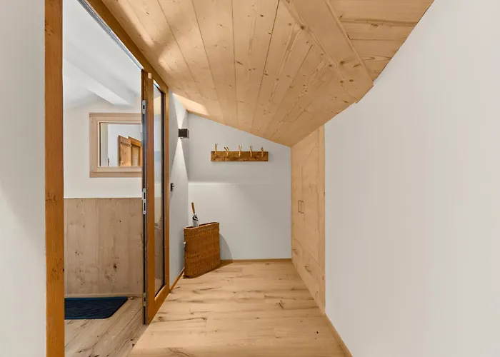 Stilvolle 4.5 Nahe Der Talstation Vella