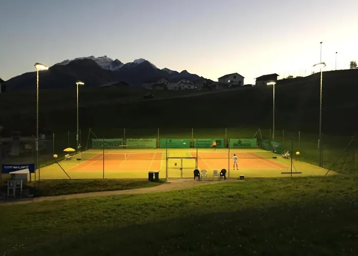 Stilvolle 4.5 Nahe Der Talstation Vella